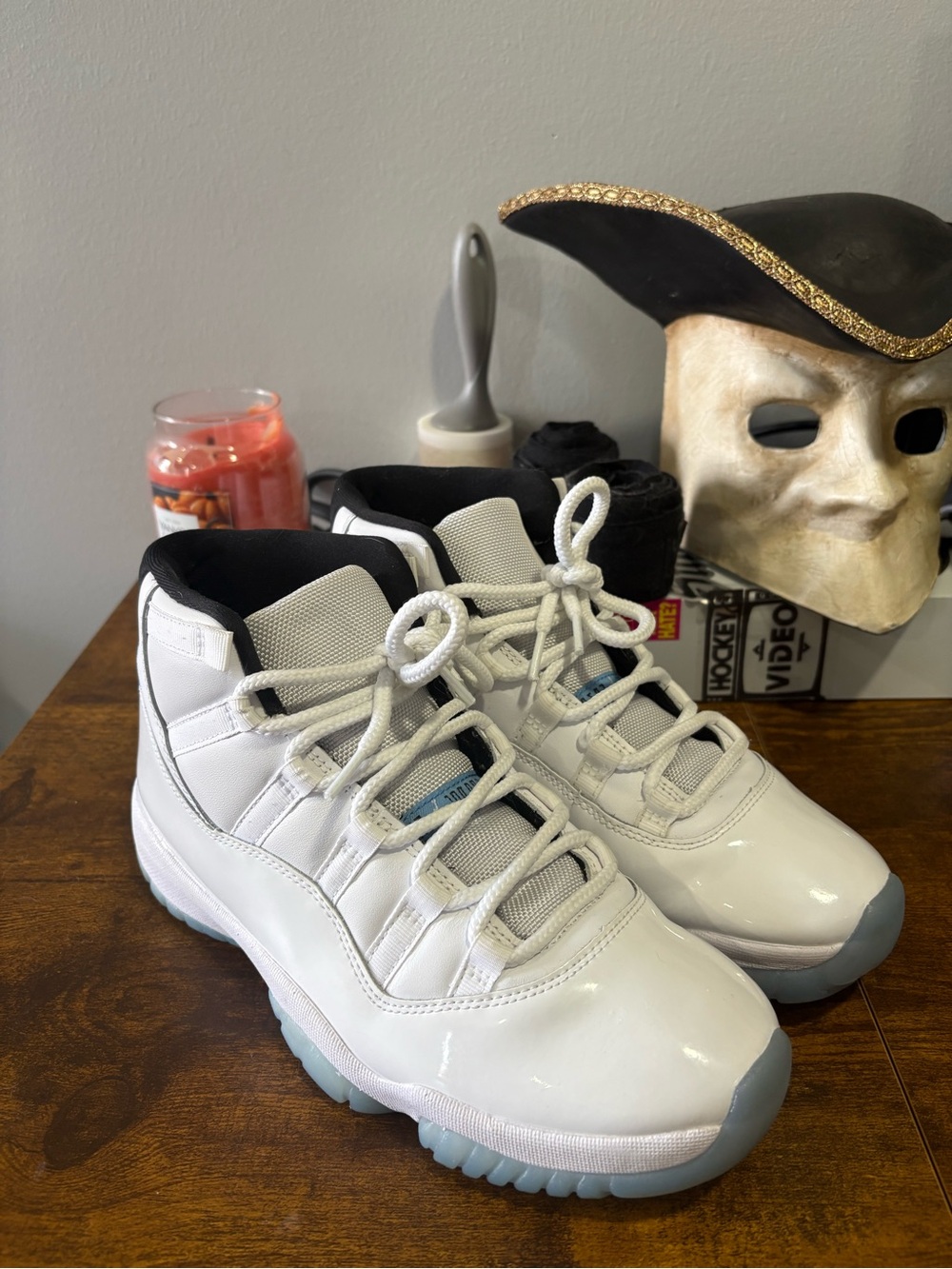 Jordan 11 Columbia